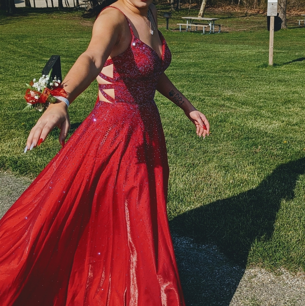 Red prom dress/ball gown